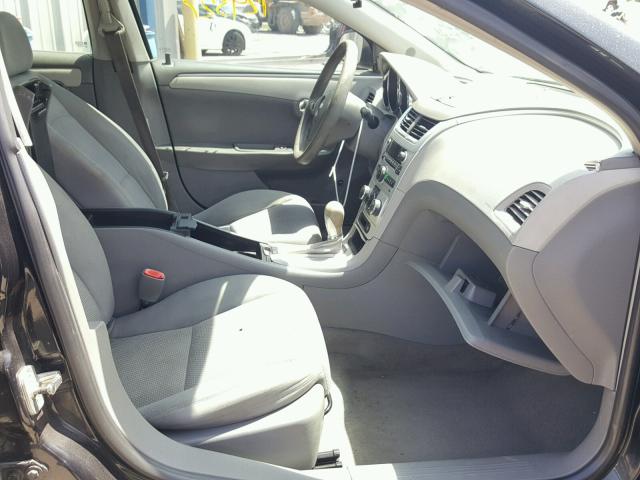 1G1ZG57B09F238571 - 2009 CHEVROLET MALIBU LS გრაფიტი ფოტო 5