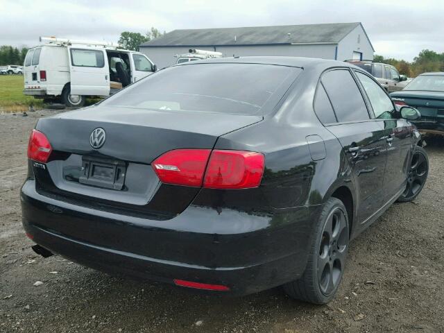3VW2K7AJ2EM443528 - 2014 VOLKSWAGEN JETTA BASE 黑色 照片 4