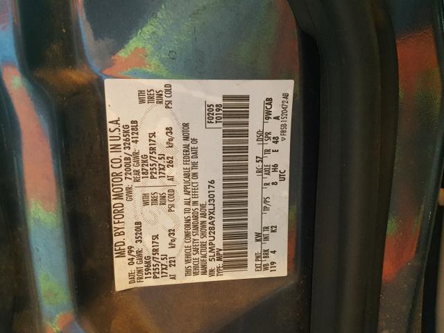 5LMPU28A9XLJ30176 - 1999 LINCOLN NAVIGATOR BLUE photo 10