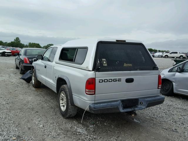 1B7GL12X02S698266 - 2002 DODGE DAKOTA BAS SILVER photo 3