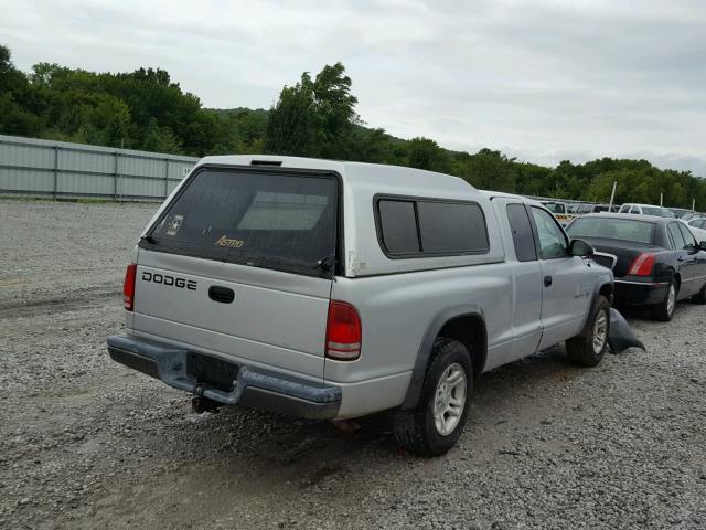 1B7GL12X02S698266 - 2002 DODGE DAKOTA BAS SILVER photo 4