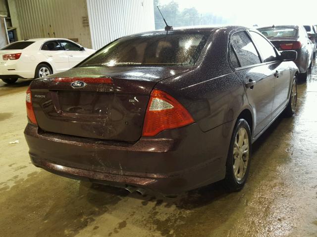 3FAHP0HA5CR230851 - 2012 FORD FUSION SE MAROON photo 4