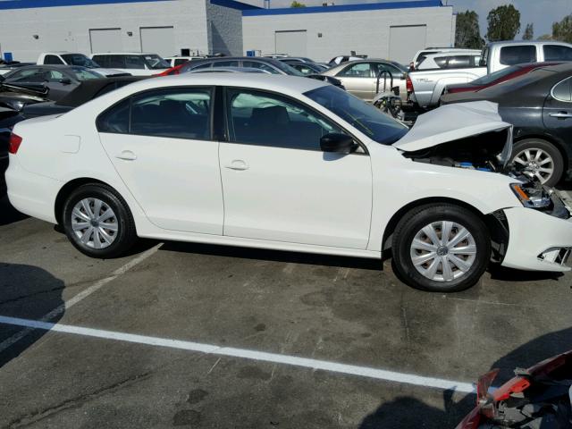 3VW2K7AJ8DM263789 - 2013 VOLKSWAGEN JETTA BASE 白色 照片 9