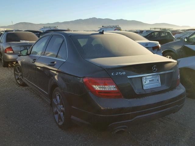 WDDGF4HBXDF983188 - 2013 MERCEDES-BENZ C BLACK photo 3