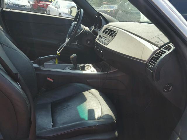 4USBT53483LT20126 - 2003 BMW Z4 3.0 ვერცხლისფერი ფოტო 5