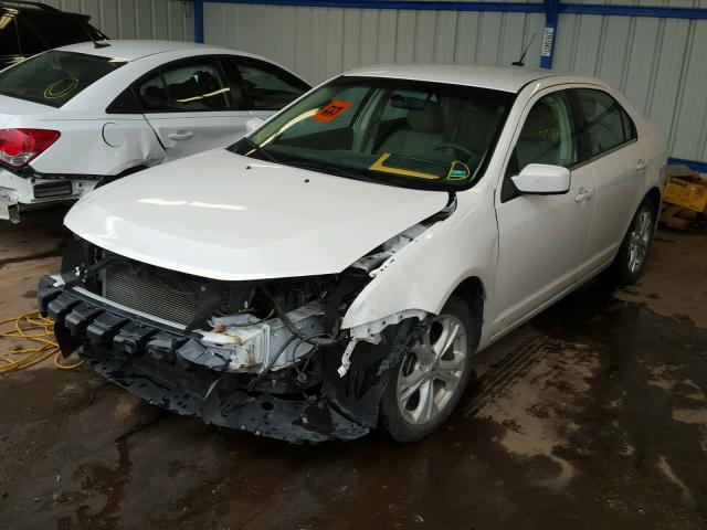 3FAHP0HG9CR251643 - 2012 FORD FUSION WHITE photo 2