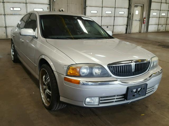 1LNHM87A82Y704502 - 2002 LINCOLN LS 银色 照片 1