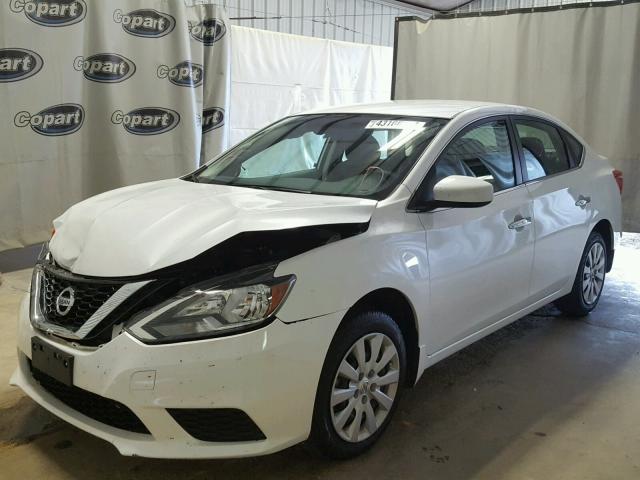 3N1AB7AP2HY225611 - 2017 NISSAN SENTRA S WHITE photo 2