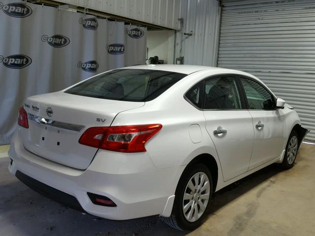 3N1AB7AP2HY225611 - 2017 NISSAN SENTRA S WHITE photo 4