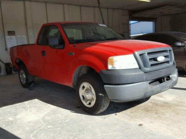 1FTRF12206NB74737 - 2006 FORD F150 RED photo 1