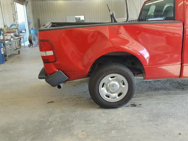 1FTRF12206NB74737 - 2006 FORD F150 RED photo 9