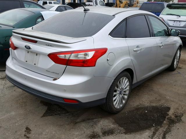 1FAHP3J21CL416311 - 2012 FORD FOCUS TITA SILVER photo 4