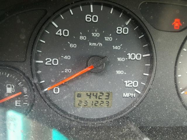 JF1SF65581H750799 - 2001 SUBARU FORESTER S GOLD photo 8