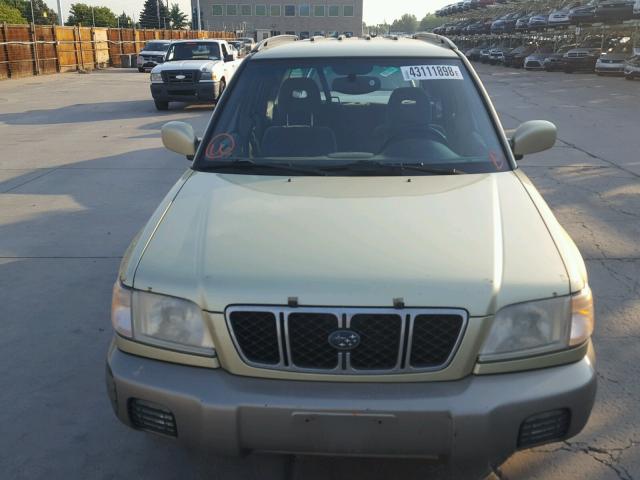 JF1SF65581H750799 - 2001 SUBARU FORESTER S GOLD photo 9