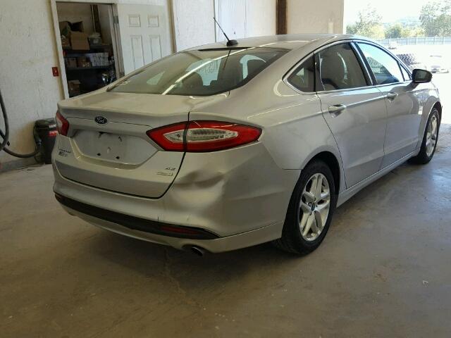 3FA6P0HR0DR237625 - 2013 FORD FUSION SILVER photo 4