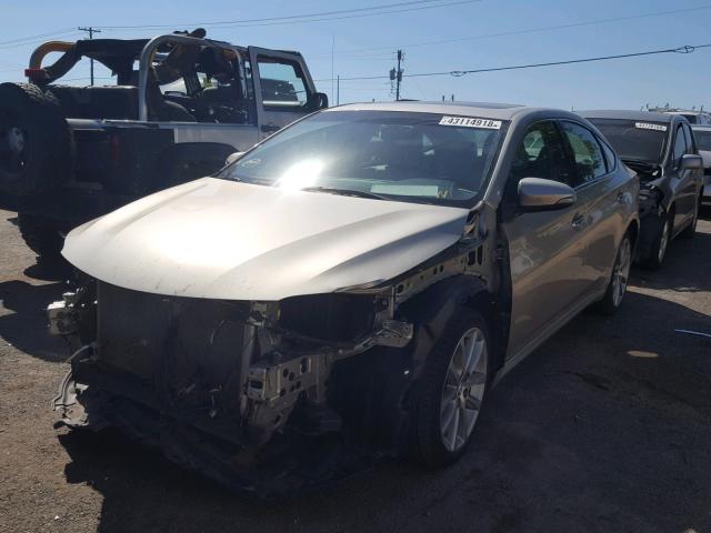 4T1BK1EB5EU107317 - 2014 TOYOTA AVALON BAS Silber Foto 2