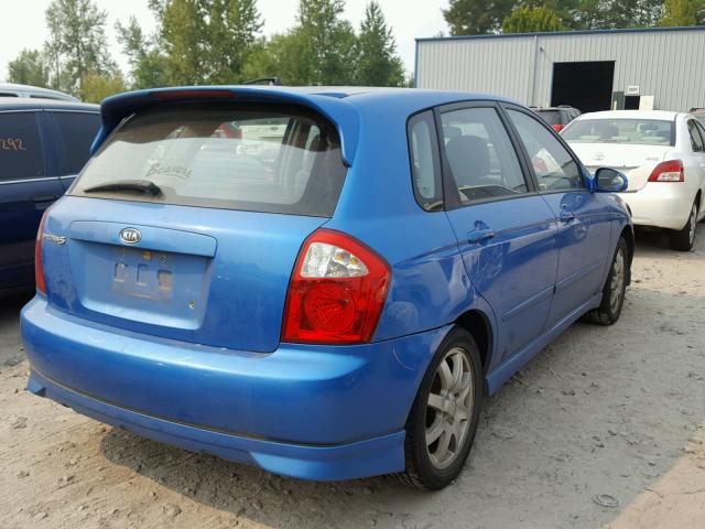 KNAFE161165222234 - 2006 KIA SPECTRA5 BLUE photo 4