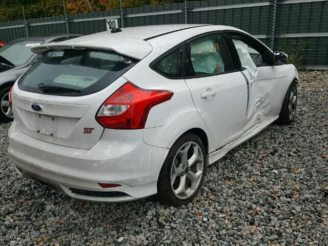 1FADP3L98DL330035 - 2013 FORD FOCUS ST WHITE photo 4