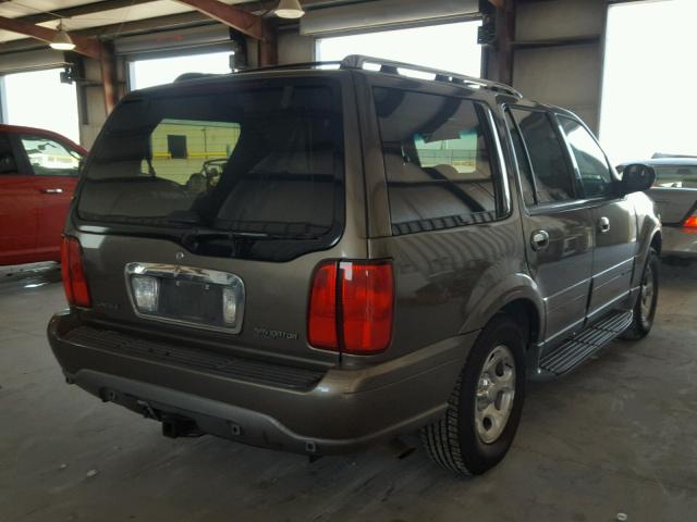 5LMFU28RX2LJ12683 - 2002 LINCOLN NAVIGATOR GRAY photo 4