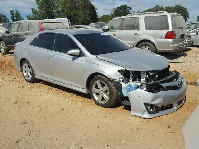 4T1BF1FK9EU359672 - 2014 TOYOTA CAMRY SILVER photo 1