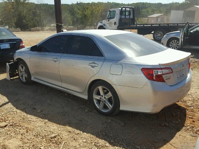 4T1BF1FK9EU359672 - 2014 TOYOTA CAMRY SILVER photo 3