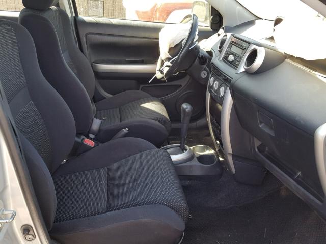 JTKKT624740052615 - 2004 TOYOTA SCION XA CHARCOAL photo 5