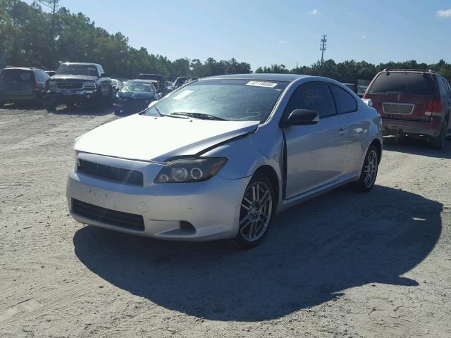 JTKDE3B75A0307057 - 2010 TOYOTA SCION TC 银色 照片 2