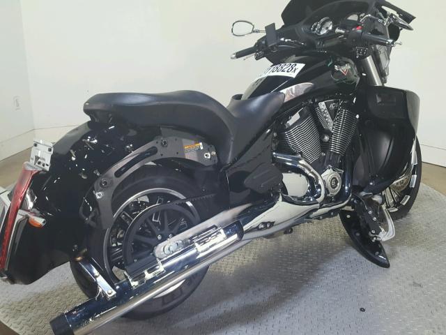 5VPTW36NXE3038035 - 2014 VICTORY MOTORCYCLES CROSS COUN BLACK photo 8