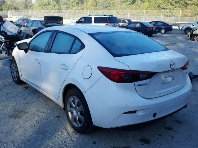 JM1BM1T77F1242783 - 2015 MAZDA 3 SV WHITE photo 3