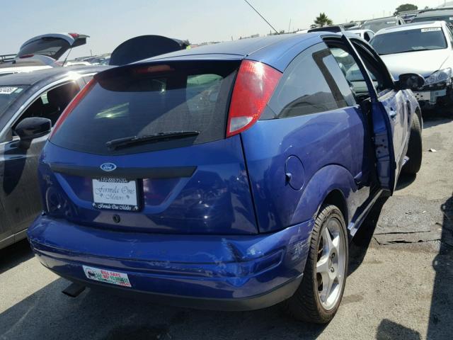 3FAHP39532R229389 - 2002 FORD FOCUS SVT BLUE photo 4