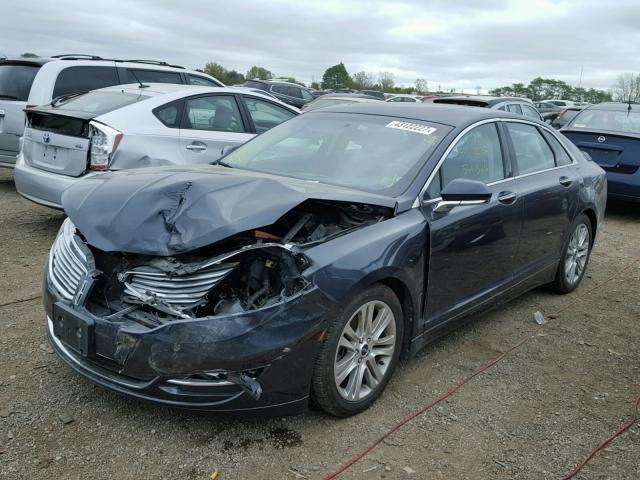 3LN6L2J98DR820483 - 2013 LINCOLN MKZ Մոխրագույն լուսանկար 2
