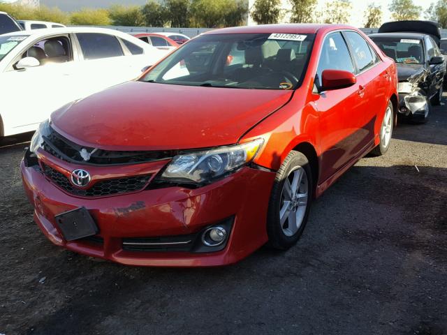 4T1BF1FK4EU765620 - 2014 TOYOTA CAMRY L RED photo 2