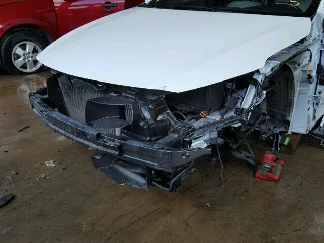 5XXGR4A60DG175884 - 2013 KIA OPTIMA WHITE photo 9