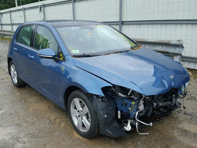 3VW217AU2HM006324 - 2017 VOLKSWAGEN GOLF BLUE photo 1