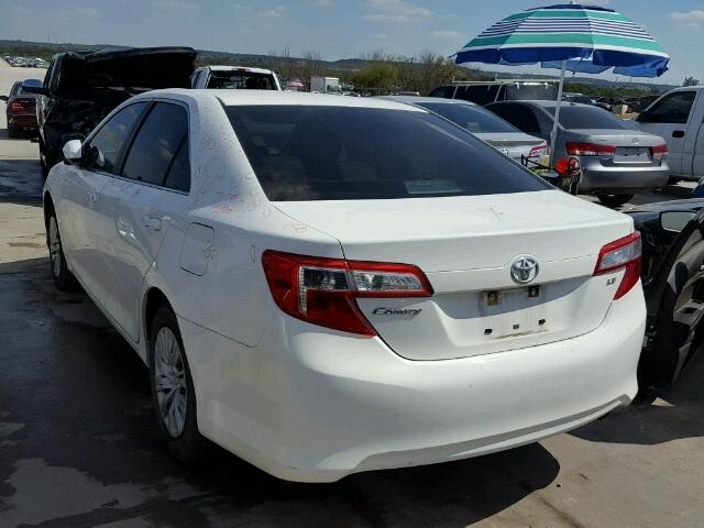 4T4BF1FK2DR319955 - 2013 TOYOTA CAMRY WHITE photo 3