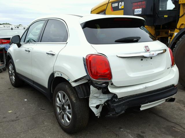 ZFBCFYDT4GP343543 - 2016 FIAT 500X WHITE photo 3