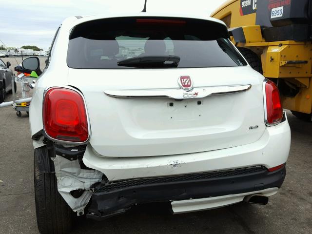 ZFBCFYDT4GP343543 - 2016 FIAT 500X WHITE photo 9