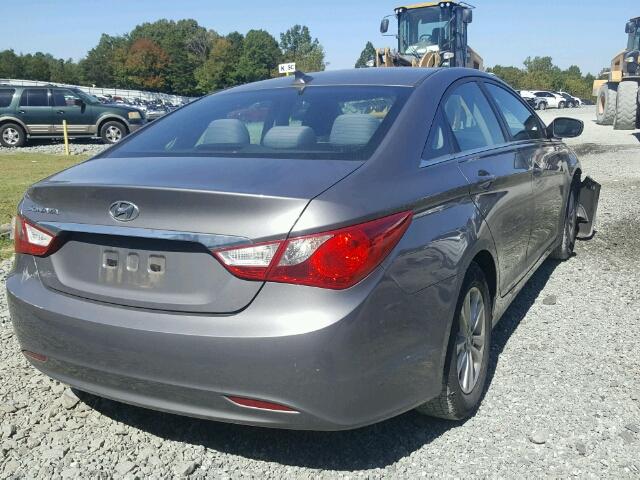 5NPEB4AC4DH568633 - 2013 HYUNDAI SONATA GRAY photo 4