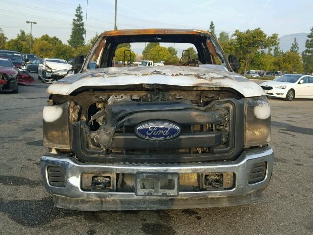1FT7X2A6XFED55116 - 2015 FORD F250 WHITE photo 9