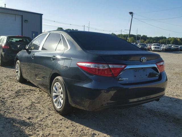 4T4BF1FK7FR492857 - 2015 TOYOTA CAMRY CHARCOAL photo 3