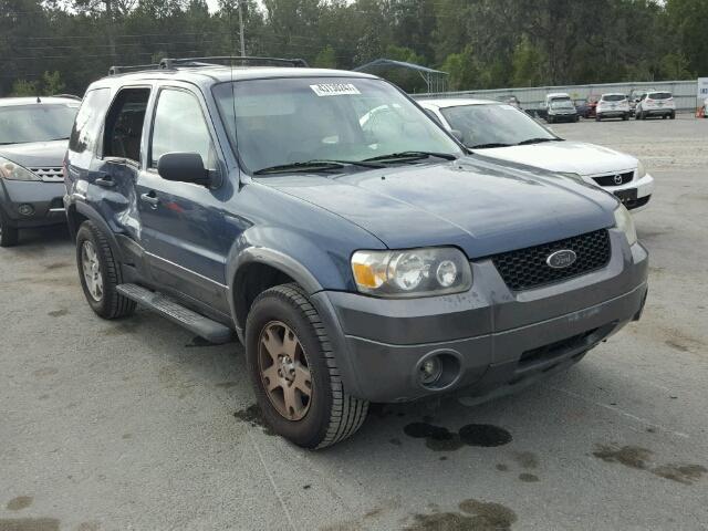 1FMYU03125KB19560 - 2005 FORD ESCAPE XLT BLUE photo 1