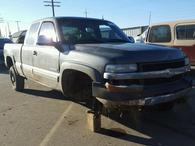 1GCHK29U52E150447 - 2002 CHEVROLET SILVERADO GRAY photo 1