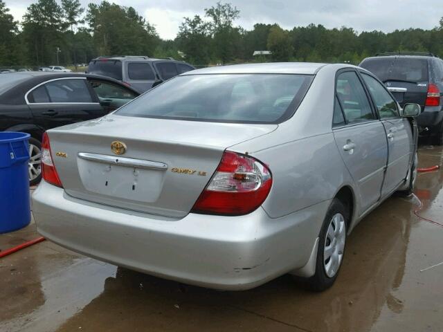 4T1BE32K14U846593 - 2004 TOYOTA CAMRY LE SILVER photo 4