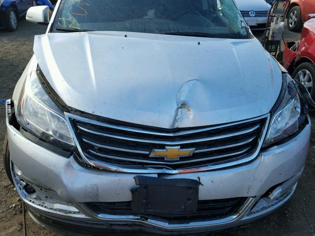 1GNKVGKD9GJ193943 - 2016 CHEVROLET TRAVERSE L SILVER photo 7