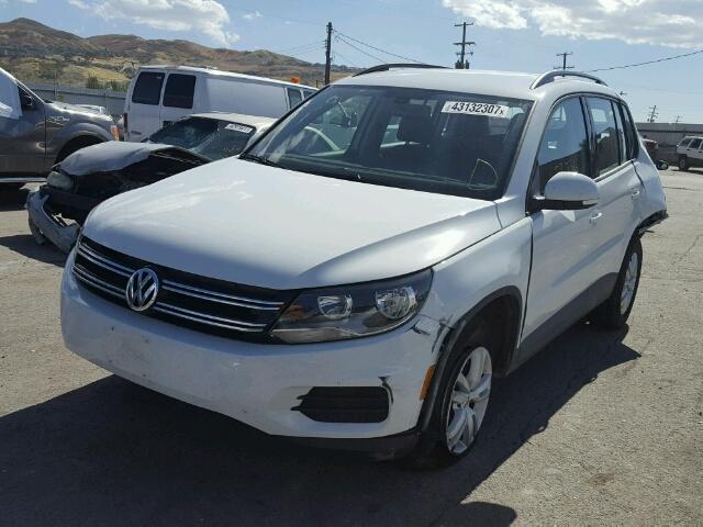 WVGAV7AX1HW503020 - 2017 VOLKSWAGEN TIGUAN S WHITE photo 2