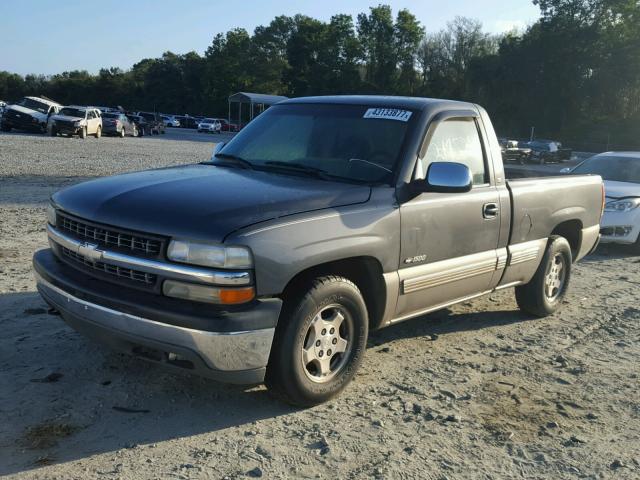 1GCEC14T5XZ105193 - 1999 CHEVROLET SILVERADO SILVER photo 2