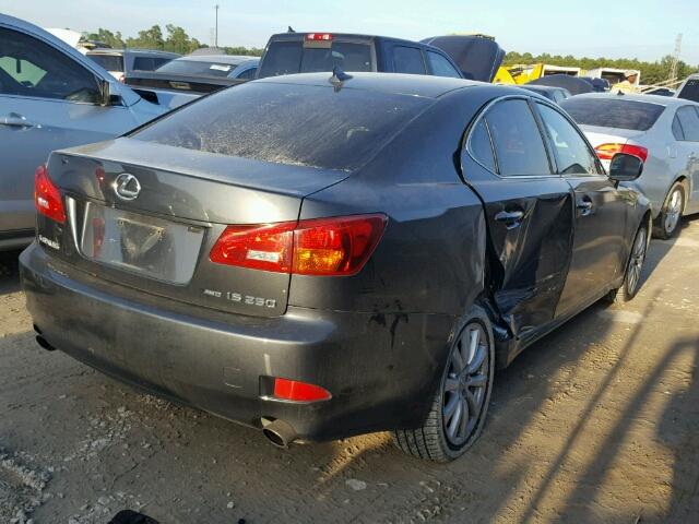 JTHCK262585019569 - 2008 LEXUS IS GRAY photo 4