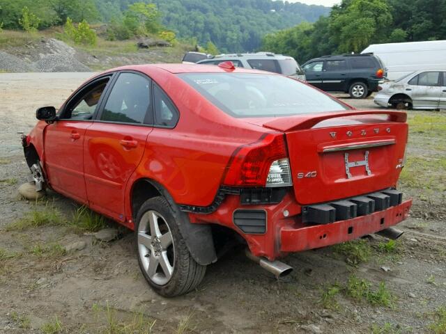 YV1MH672192456329 - 2009 VOLVO S40 T5 RED photo 3