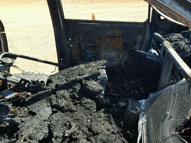 2C4GP54L15R178895 - 2005 CHRYSLER TOWN & COU BURN photo 5