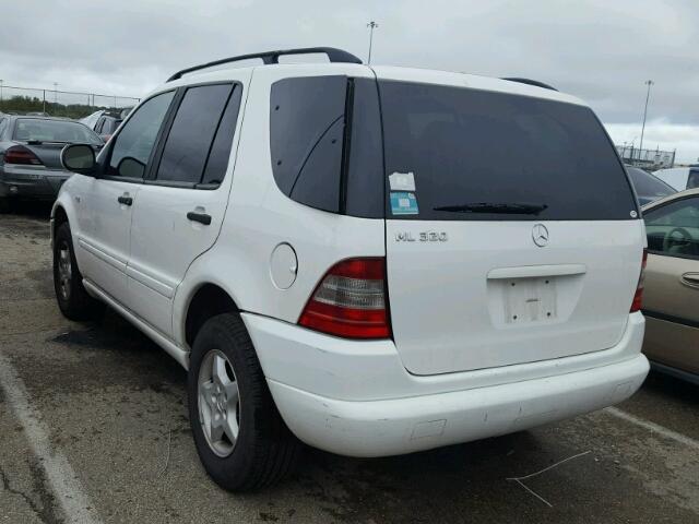 4JGAB54E0YA176419 - 2000 MERCEDES-BENZ ML WHITE photo 3